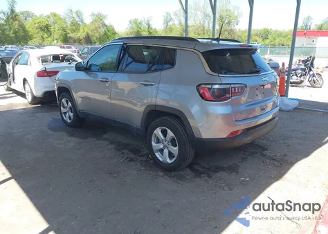 2021 Jeep Compass North z USA, uszkodzony, nr VIN 3C4NJDBB9MT514821